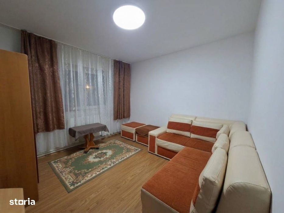 Apartament cu 2 camere decomandat de inchiriat – Vasile Aaron, Strad
