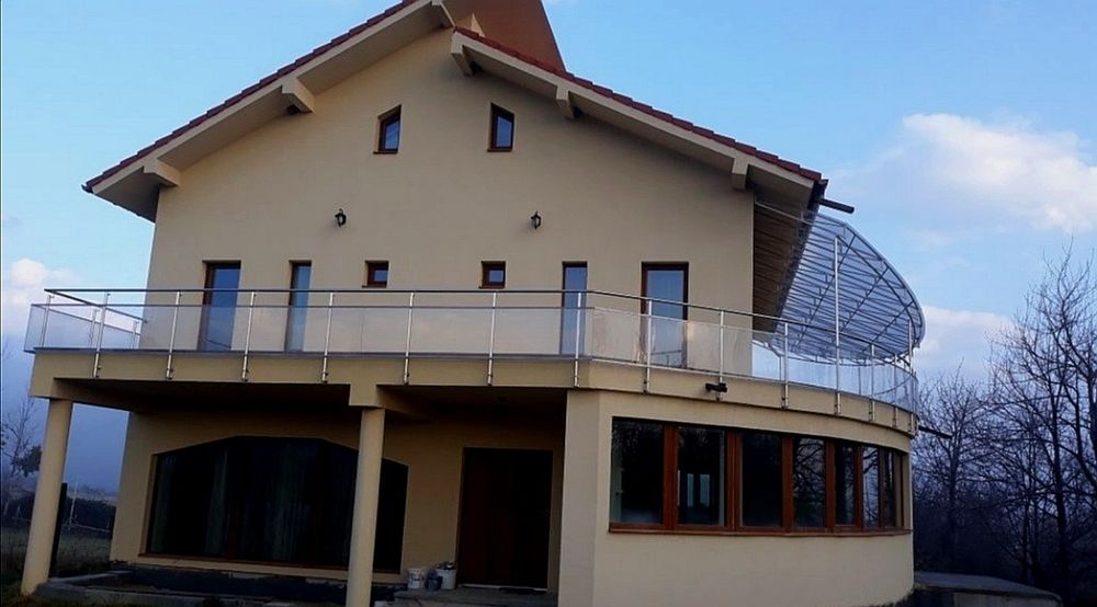 Balustrade din sticlă /Cabine de duș