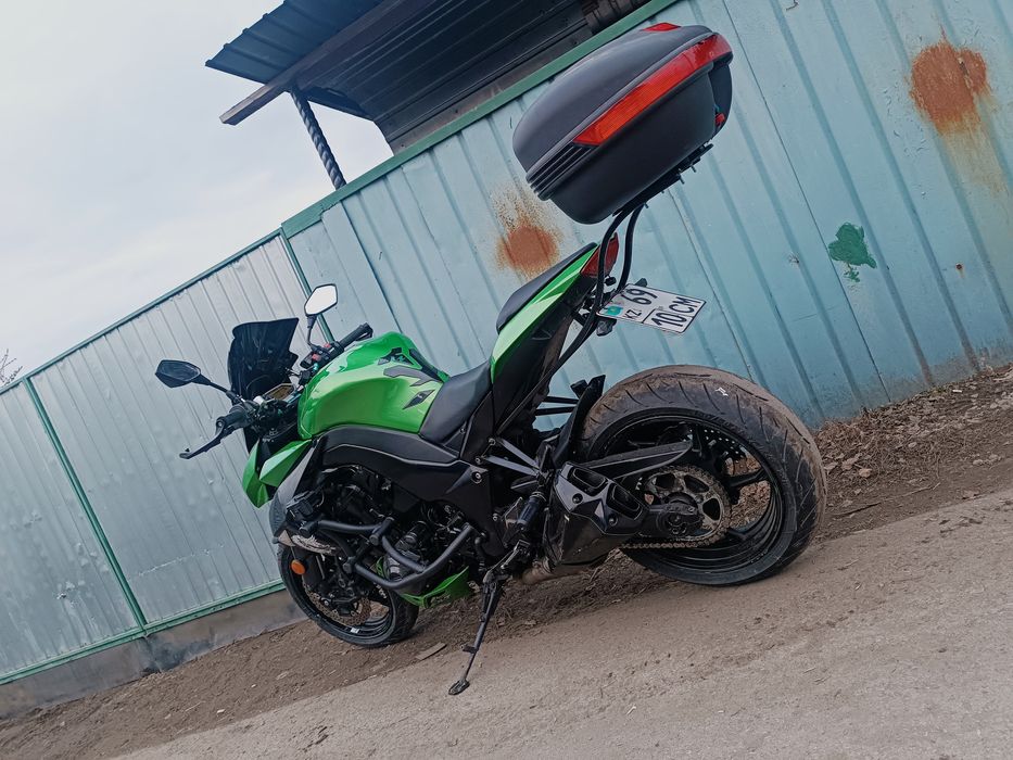 Мотоцикл Kawasaki z1000