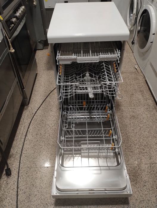 Съдомиялна Miele 45 см Свободностояща