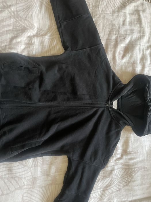 Класическая кофта черная