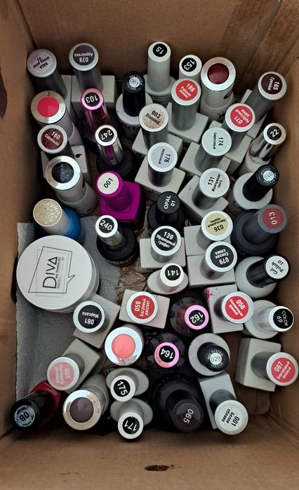 Продам гель лаки, базы, топ