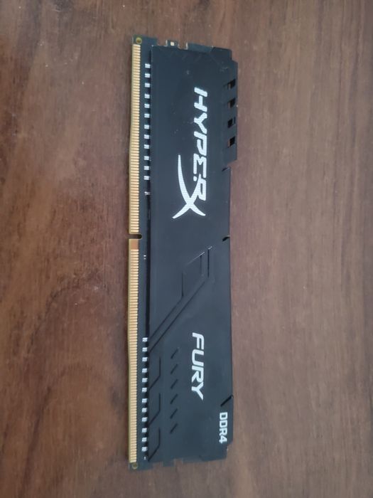 Placuta RAM 8gb DDR 4 2400 mhz