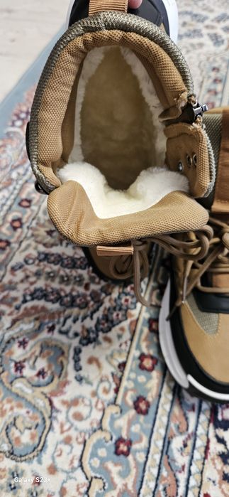 Кроссовки зимние