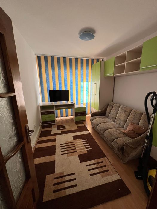Apartament de inchiriat