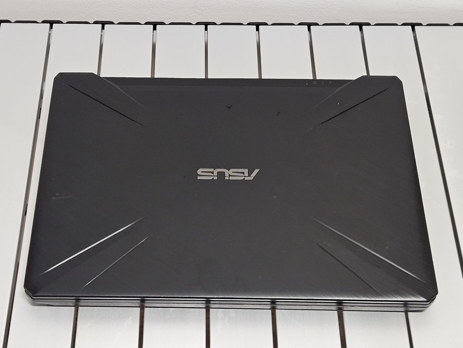 DEZMEMBREZ Laptop Gaming ASUS TUF F15 FX505DD, GTX 1050 RYZEN 5 3550H