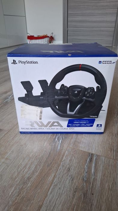 Vând volan Hori pentru Playstation 5 aflat în garanție