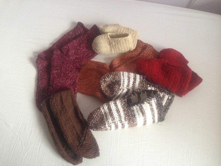 Ръчно плетиво-терлици, елеци и постелки за дома