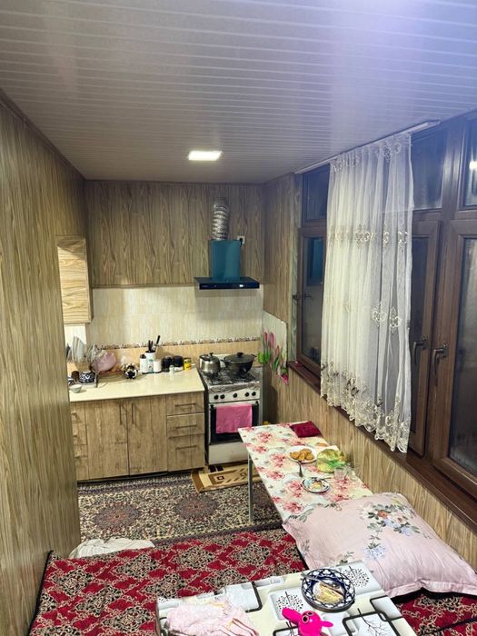 Uy sotiladi ibn sino 2 da