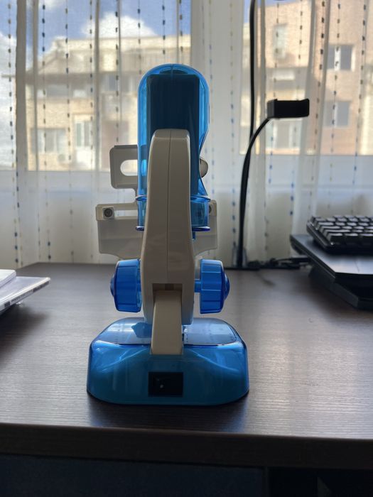 Микроскоп в идеално състояние