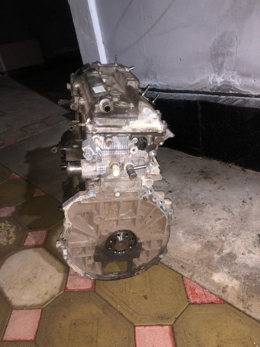 Тойота авенсис 2004ж. Объем 2.