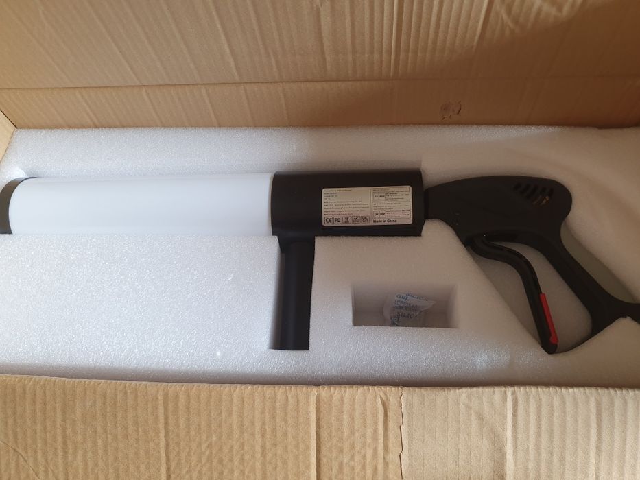 Vand Pistol  CO2, Nou,  pentru evenimente