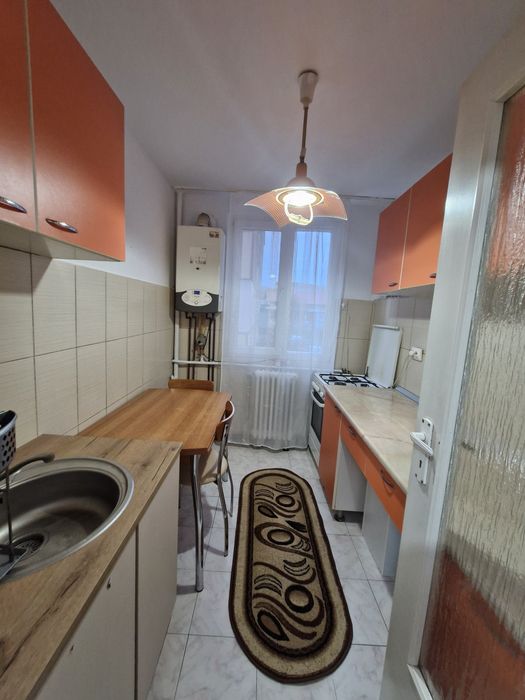 Închiriere apartament 2 camere semidecomandat – Etaj 1
