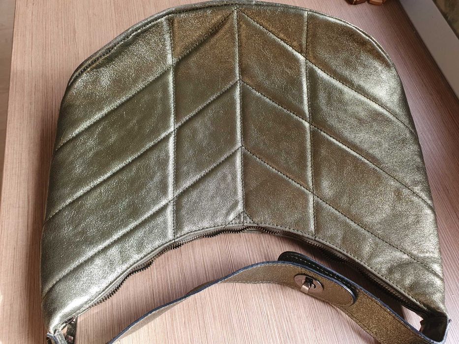 Poseta din piele naturala