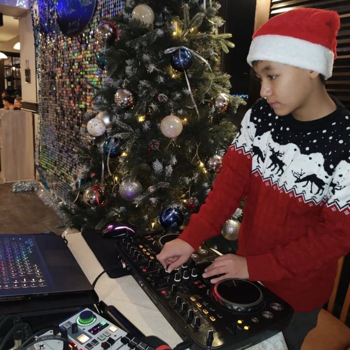 Диджей на мероприятие