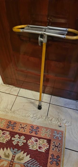 baston sprijin cu sezut vantoare pescuit urban