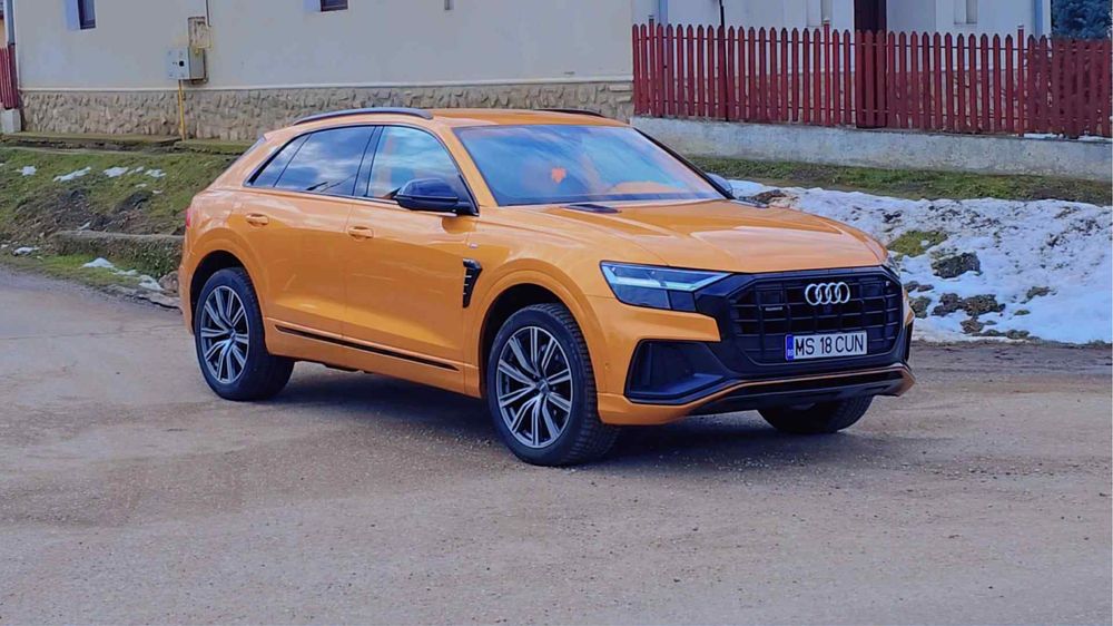 Audi Q8 HIBRID (DIESEL+Electric )