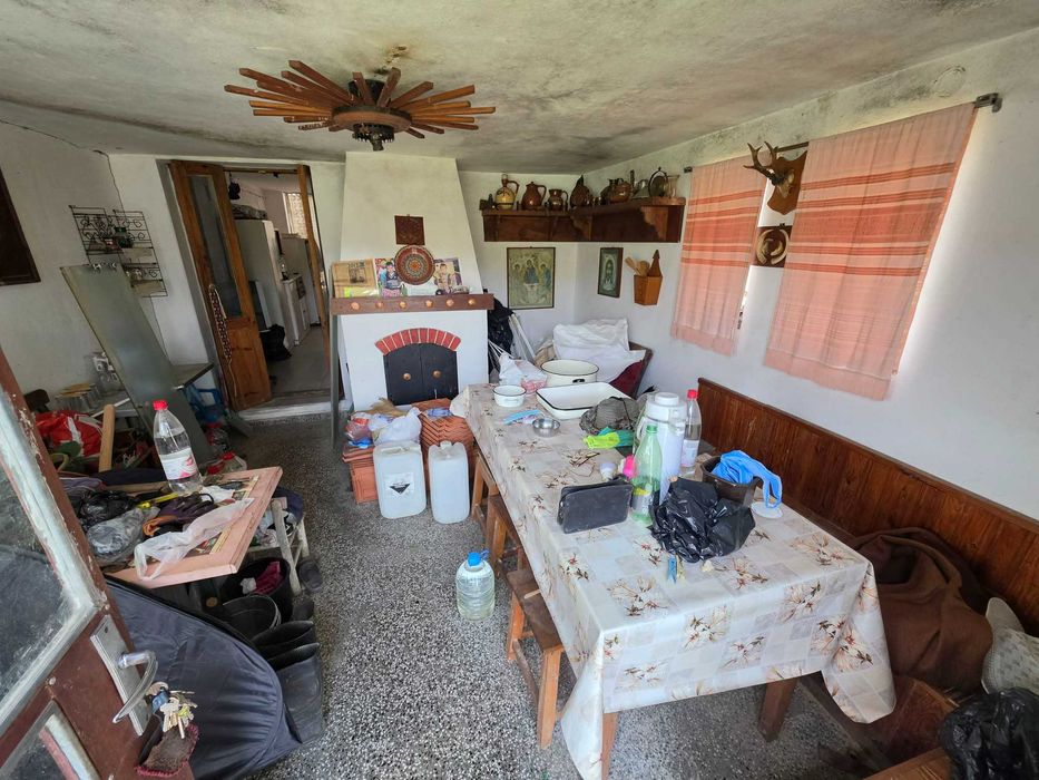 Продава се Къща в Търговище, Вилна зона - 80 кв.м за 542 €/кв.м - Снимка #1