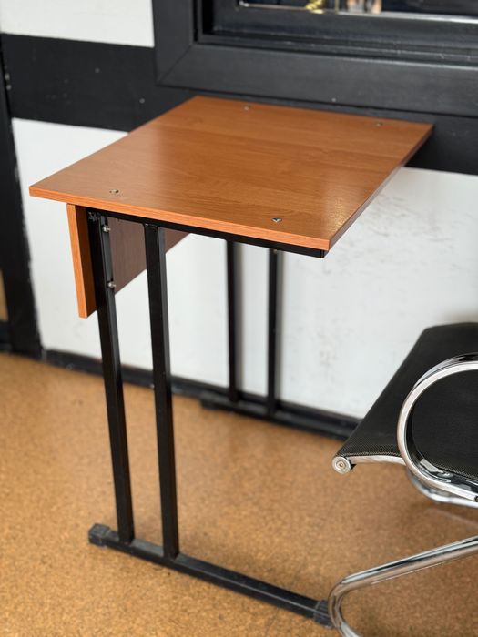 Парты одноместные б/у