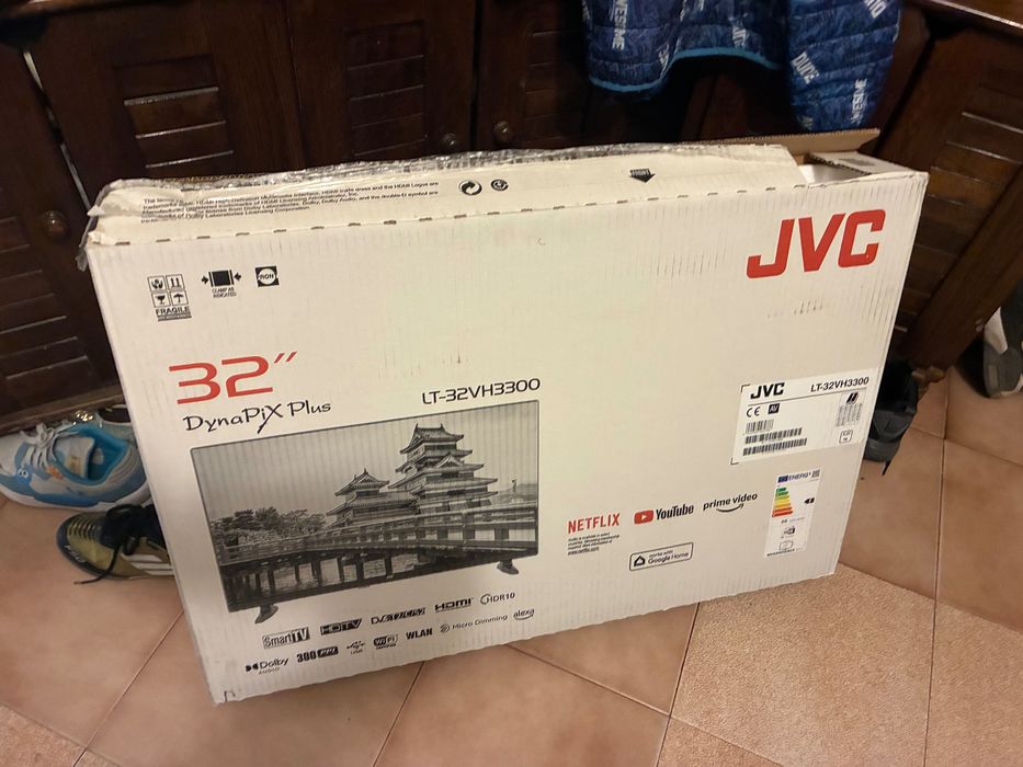 Телевизор 32" JVC LT -32 VH3300- НЕРАБОТЕЩ!