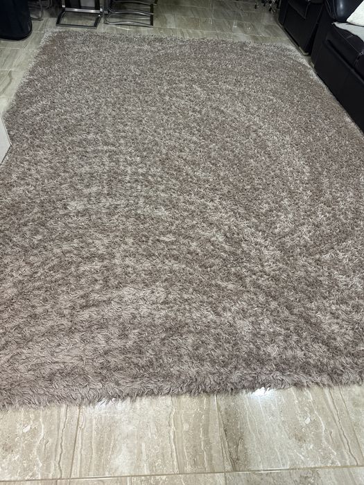 Covor cu fir de matase