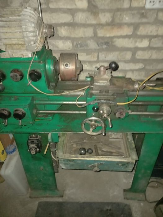 Продам токарный станок