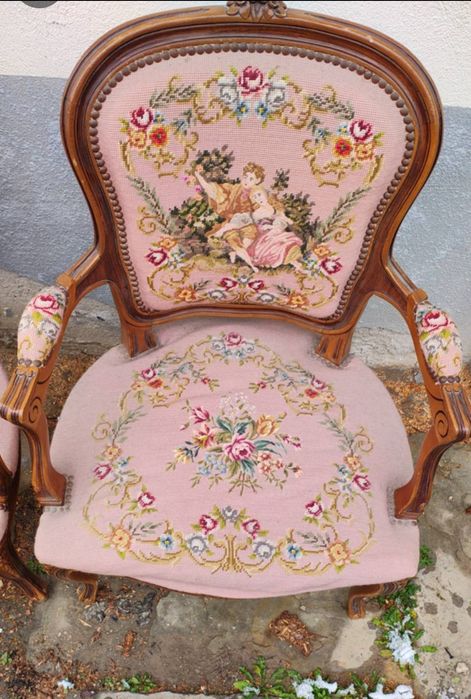 Антикварни кресла