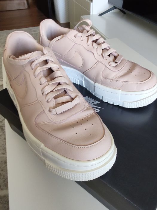 Nike Air Force 1 pink