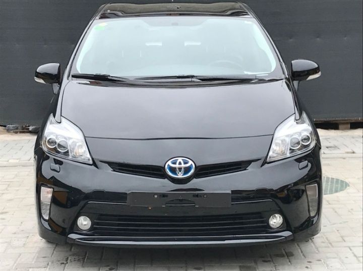 Inchiriez PRIUS  auto uber/bolt