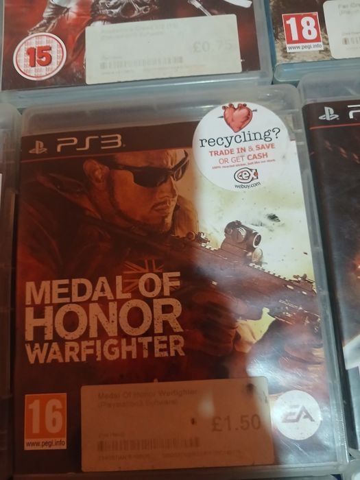 Vand jocuri de ps3,Sau schimb cu jocuri de ps4