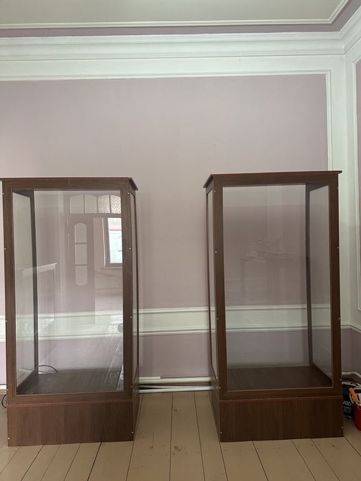 Витрина полки из стекла !