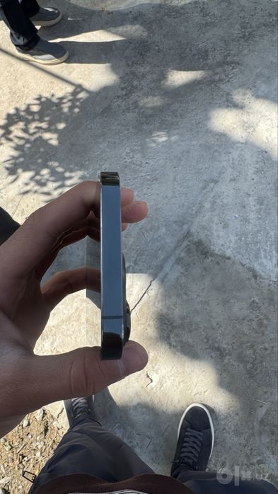 iPhone 13 pro green