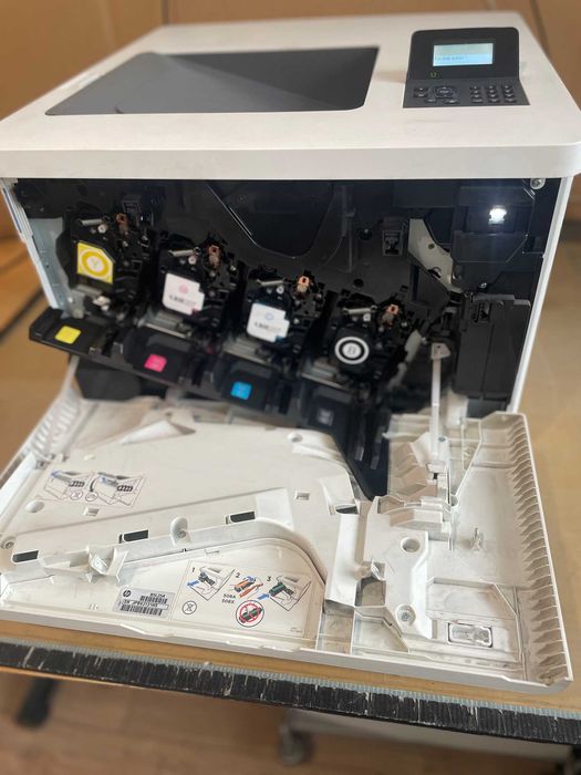 Цветен лазерен принтер  А4 HP Color LaserJet Enterprise M553