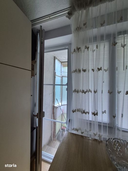 Apartament semidecomandat, două camere, et. 2/4, Brazda -zona Simplon