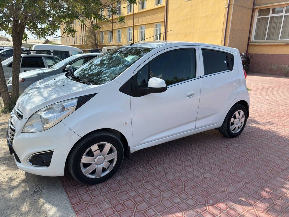 Chevrolet Spark sotiladi
