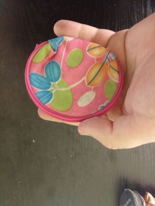 Продавам три доста хубави използвани протпонета