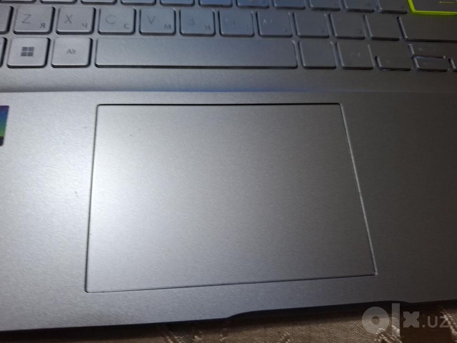 ASUS VivoBook 15 OLED — Core i7 / 16GB / 512GB SSD
