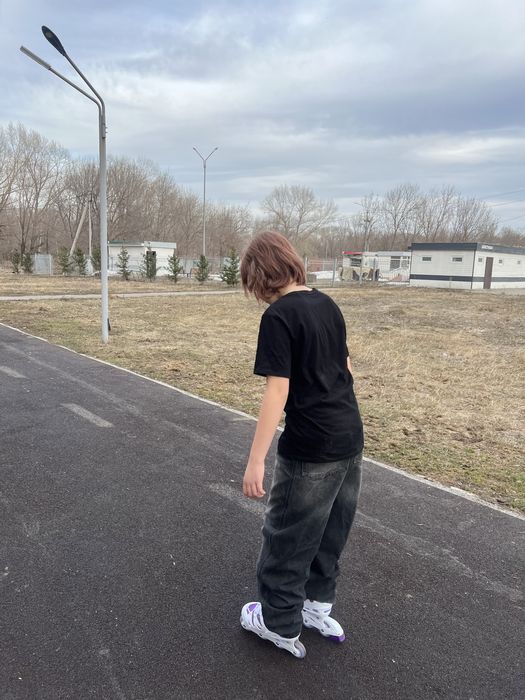 Куртки ,джинсы ,кофты от 3000 тг