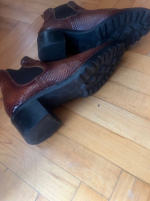 Естествена кожа боти