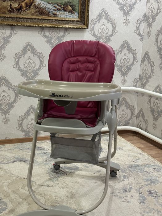 Продам коляску и стульчик для кормления