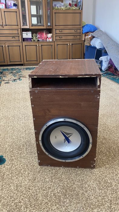 Продаётся сабвуфер