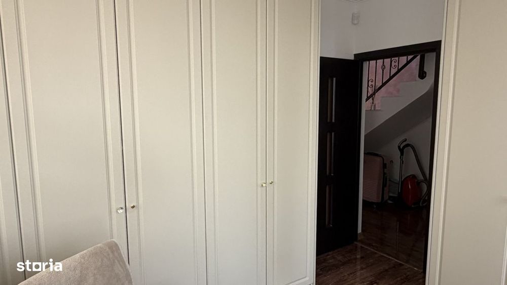 Vila superba 5 camere , Rosu, Chiajna, mobilata utilata lux