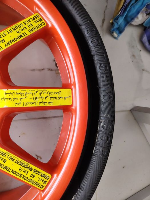 Патерица Резервна гума VW Taureg