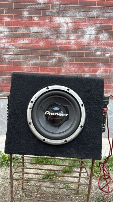 Продаю сабвуфер Пионер