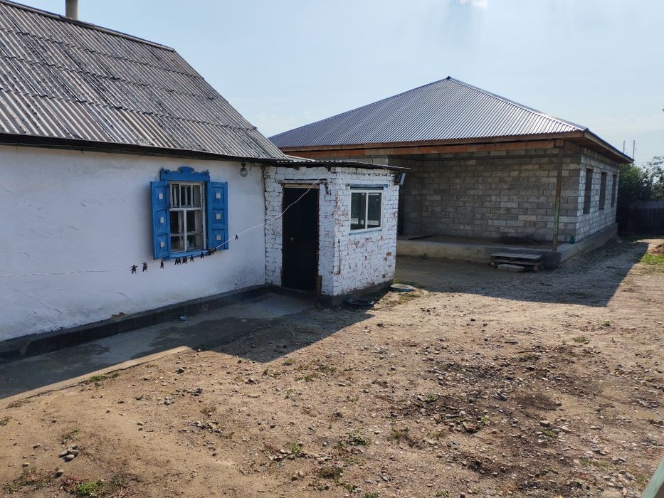Продам 2х комнатный дом в районе Компаселка,