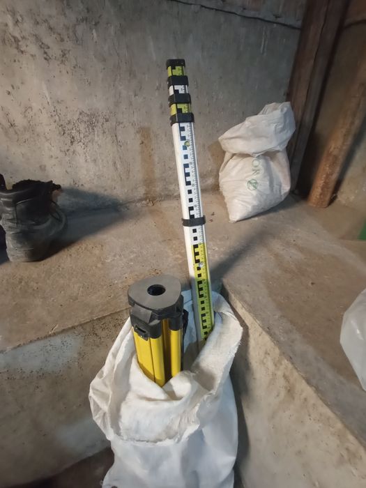 Нивиллер оптический БОСЧ 32 Д  ГОЛД.