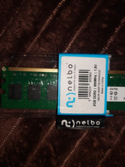 2 placi rami pc 2GB DDR2 | 800MHZ si 2 placi 2GB 2RX& PC2, 70 lei buc.