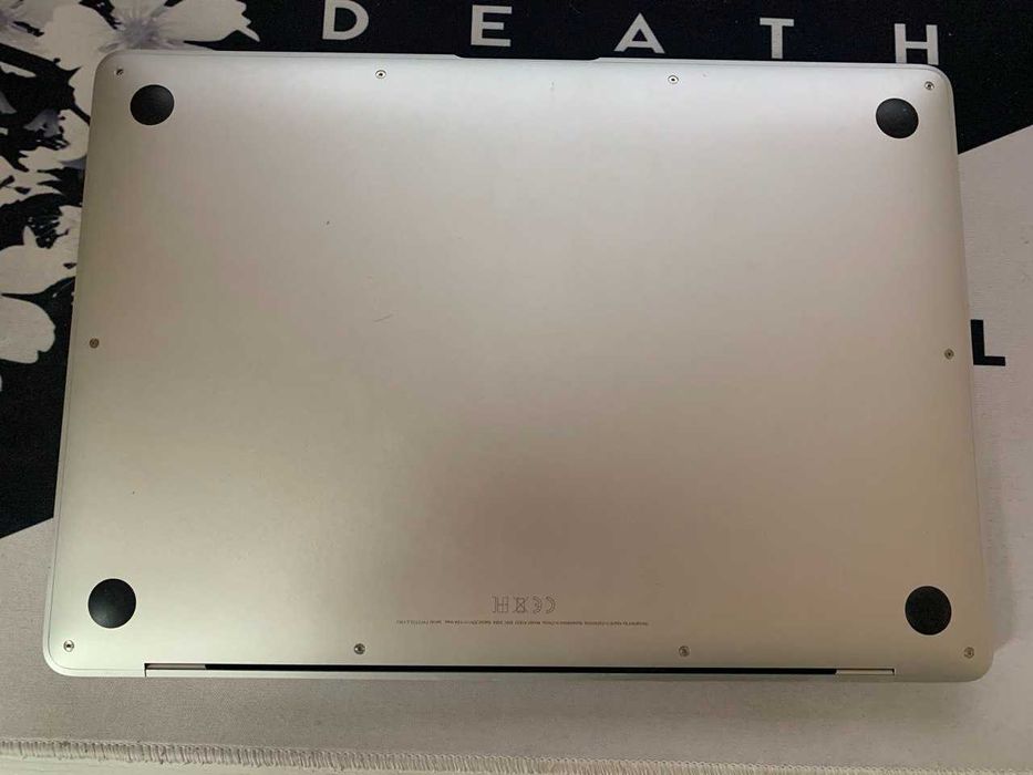 Macbook air 2019 A1932 на запчасти