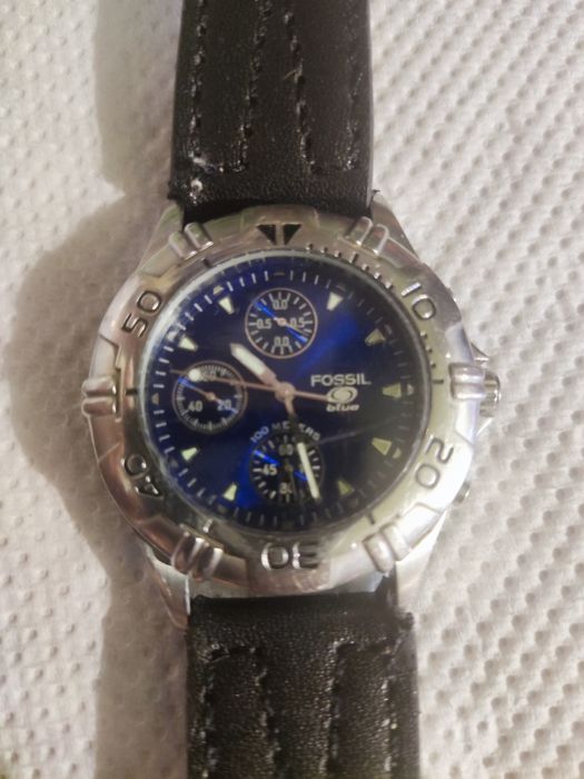 Vând 2 ceasuri Fossil