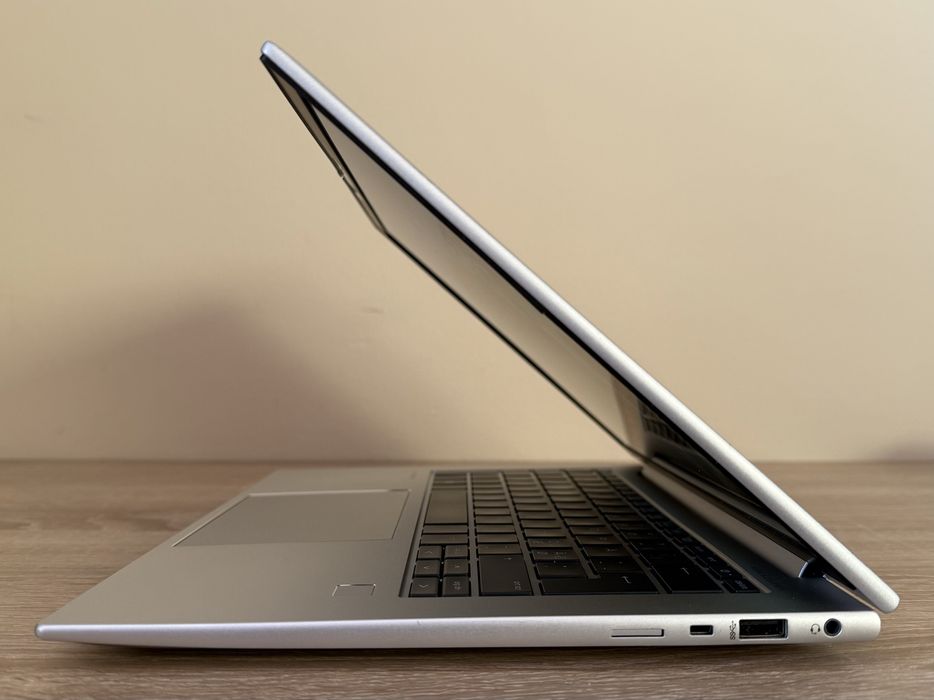 HP Elitebook 840 G10 CA NOU - GARANTIE ! 16GB i5 13th Mobile Working !